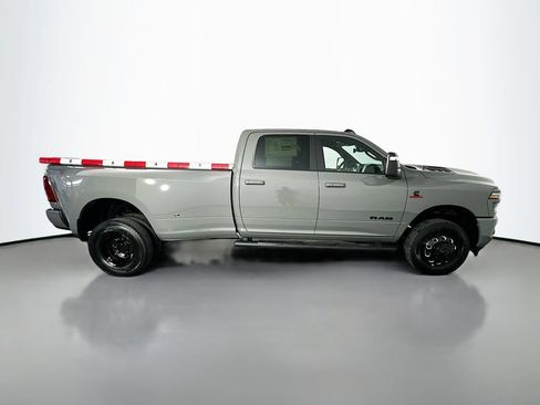 New 2026 RAM 3500 Laramie w/ Night Edition AWD/4WD image 8