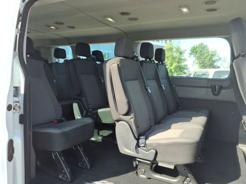 Used 2024 Ford Transit 350 XLT RWD image 14
