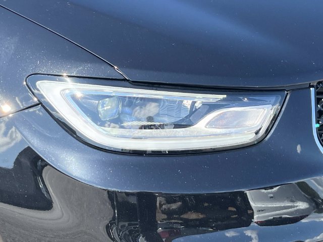 Certified 2026 Chrysler Pacifica Select FWD image 10