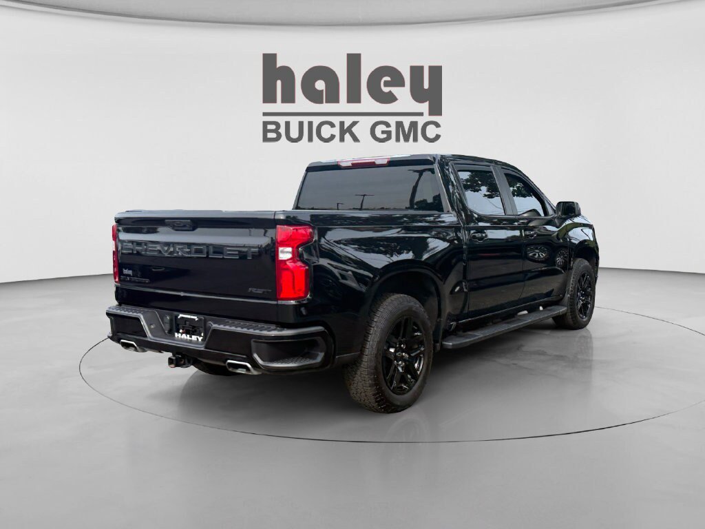Used 2024 Chevrolet Silverado 1500 RST AWD/4WD image 5