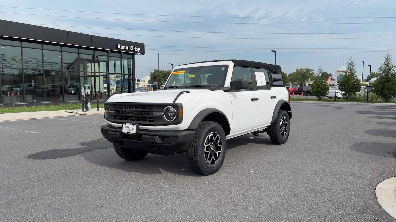 Used 2023 Ford Bronco 4-Door AWD/4WD image 8