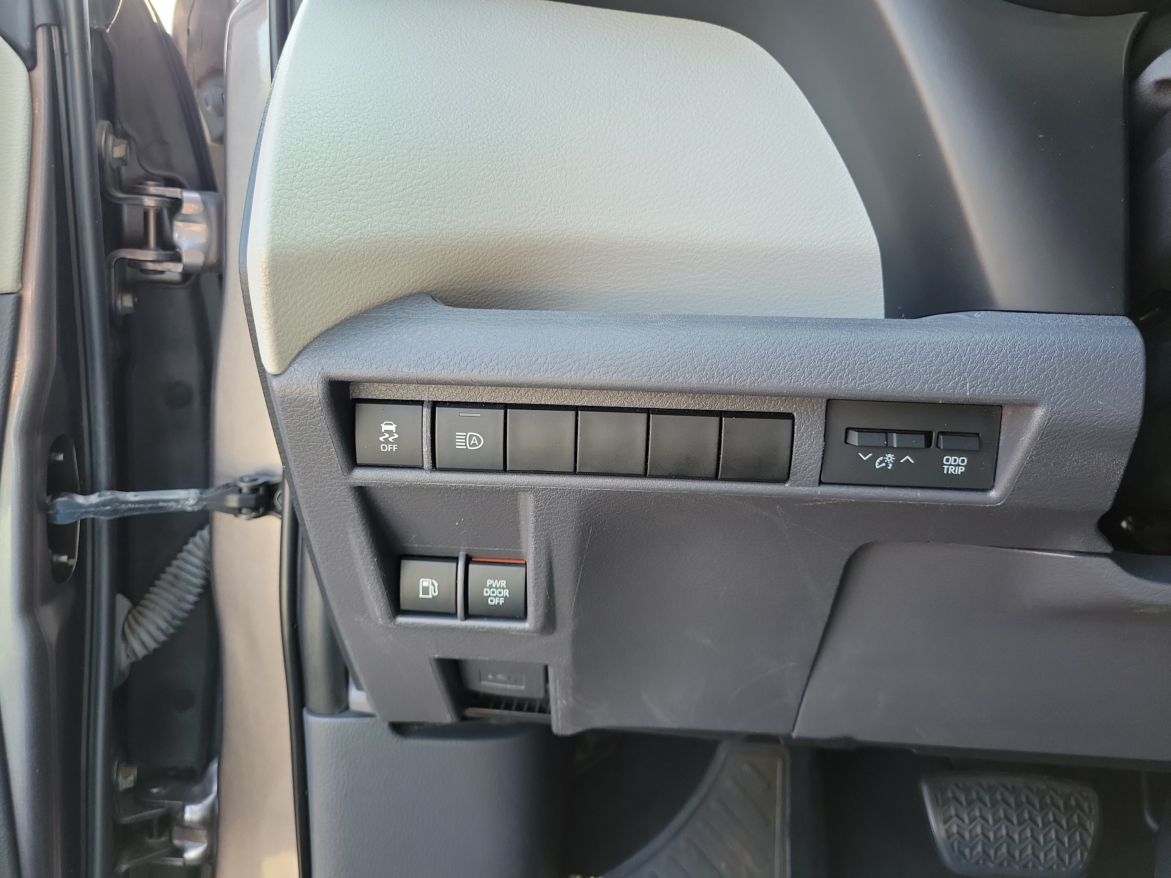 Used 2021 Toyota Sienna XLE w/ XLE Plus Package AWD/4WD image 20