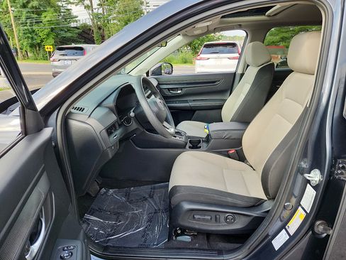 Used 2024 Honda CR-V EX image 14