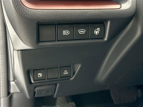 Certified 2025 Toyota Prius XSE image 14