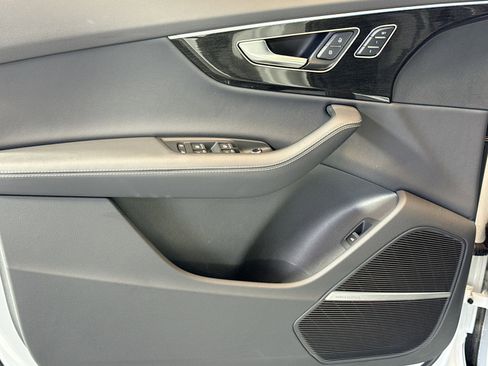 Used 2025 Audi Q7 3.0T Premium Plus w/ Premium Plus Package image 16