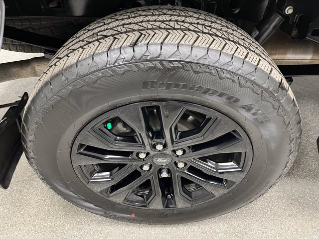 Used 2024 Ford F150 Lariat w/ Bed Utility Package AWD/4WD image 17