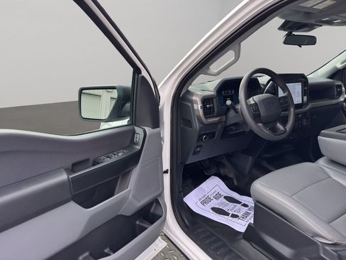 Used 2024 Ford F150 XL RWD image 4