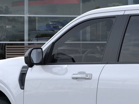New 2026 Ford Maverick Lariat w/ Black Appearance Package image 21