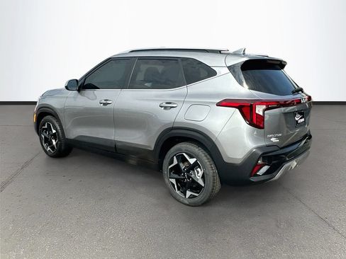 Certified 2024 Kia Seltos EX FWD image 5