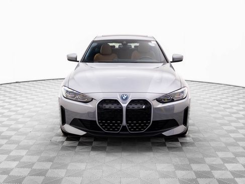 Used 2023 BMW i4 eDrive35 w/ Premium Package image 8