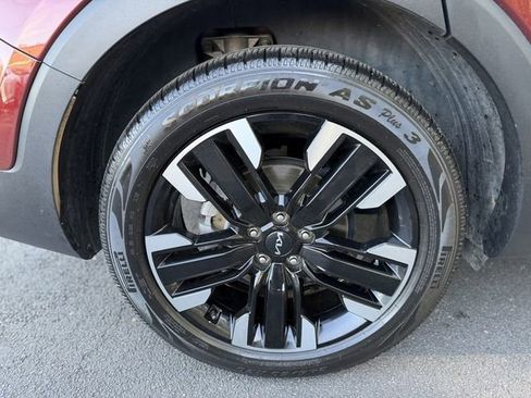 Used 2023 Kia Telluride SX image 54