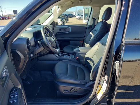 Used 2023 Ford Bronco Sport Badlands image 15