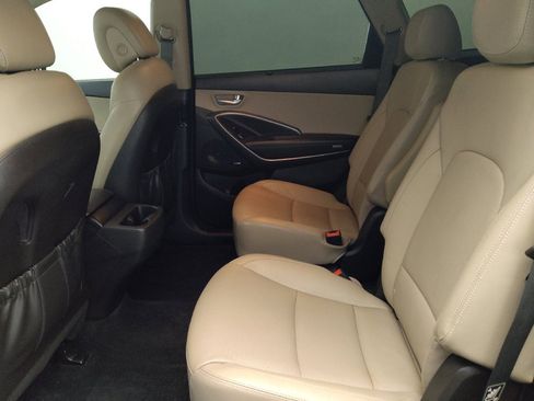 Used 2018 Hyundai Santa Fe Limited w/ Cargo Package FWD image 18