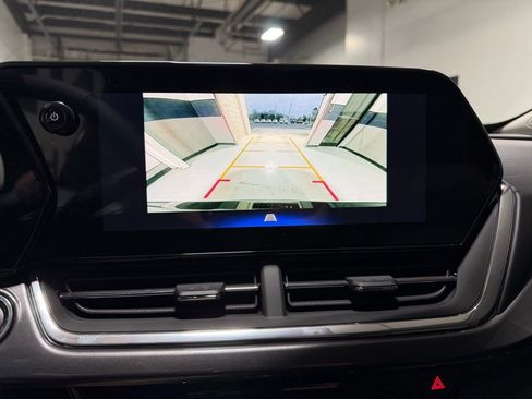 New 2026 Chevrolet Trax ACTIV w/ Driver Confidence Package FWD image 19