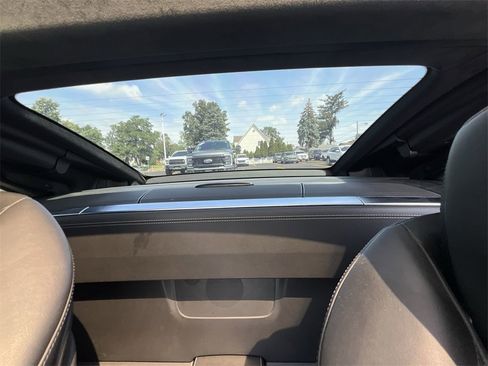 Used 2013 Mercedes-Benz SL 63 AMG image 13