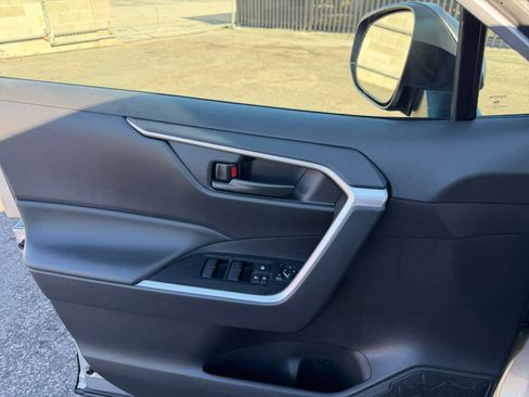 Used 2025 Toyota RAV4 LE image 20