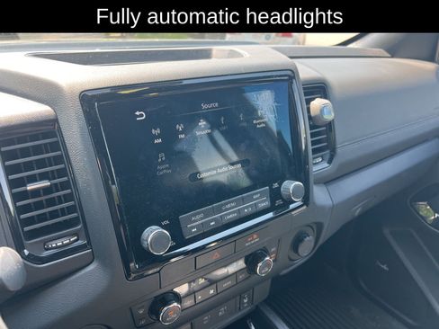 Used 2022 Nissan Frontier Pro-X w/ Pro-X Premium Package RWD image 12