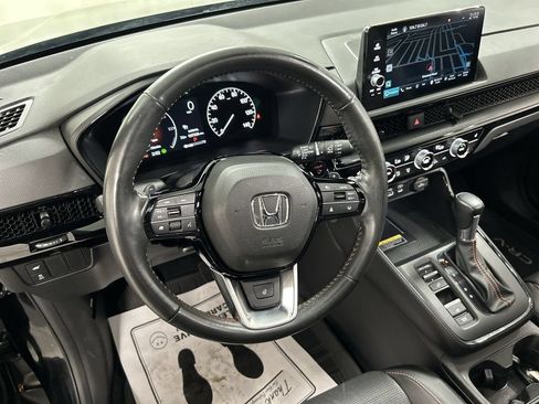 Used 2023 Honda CR-V Sport Touring image 4