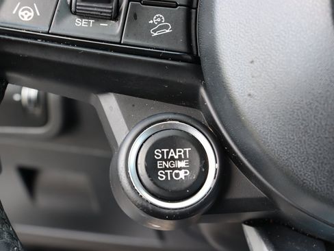 Used 2023 Alfa Romeo Stelvio Veloce image 40