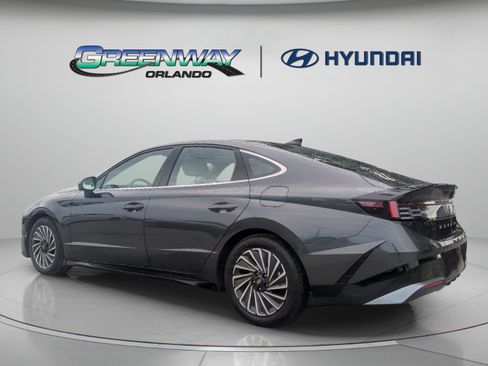 Used 2024 Hyundai Sonata Limited FWD image 6