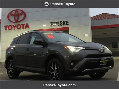 Used 2018 Toyota RAV4 SE