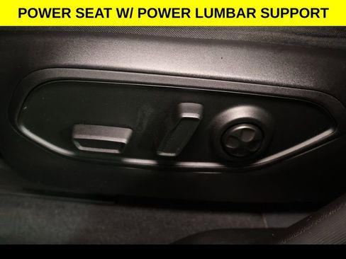 Used 2023 Jeep Grand Cherokee Altitude AWD/4WD image 8