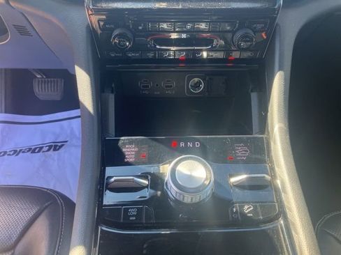 Used 2023 Jeep Grand Cherokee L Overland AWD/4WD image 33