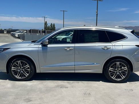 New 2026 Acura MDX w/ Advance Package image 2