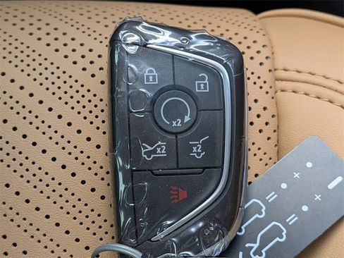 New 2025 Cadillac Escalade IQ Sport 2 image 31