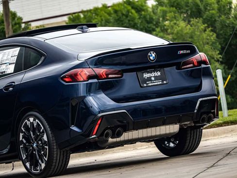 Used 2025 BMW M235i xDrive M235 xDrive Gran Coupe w/ Premium Package image 5