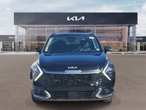 Certified 2023 Kia Sportage SX image 2