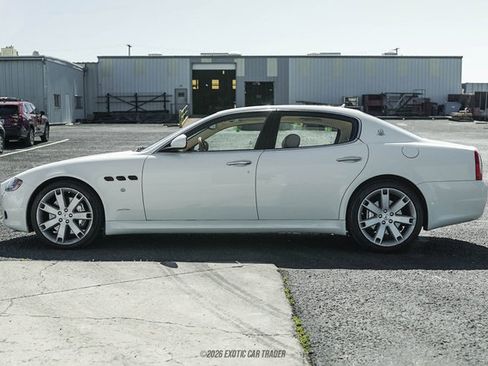 Used 2011 Maserati Quattroporte S RWD image 3