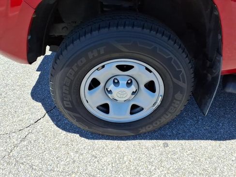 Certified 2019 Toyota Tacoma SR w/ SR Convenience Package AWD/4WD image 11