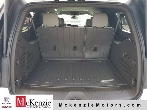 New 2026 GMC Yukon XL Elevation w/ LPO, Floor Liner Package AWD/4WD image 30