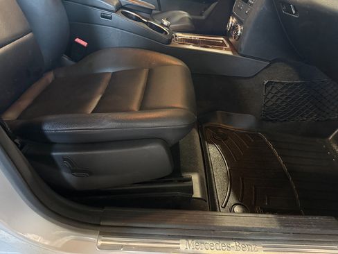 Used 2013 Mercedes-Benz GLK 350 4MATIC image 16