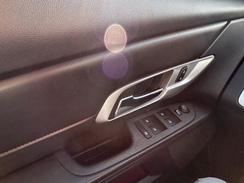 Used 2014 GMC Terrain SLE FWD image 27