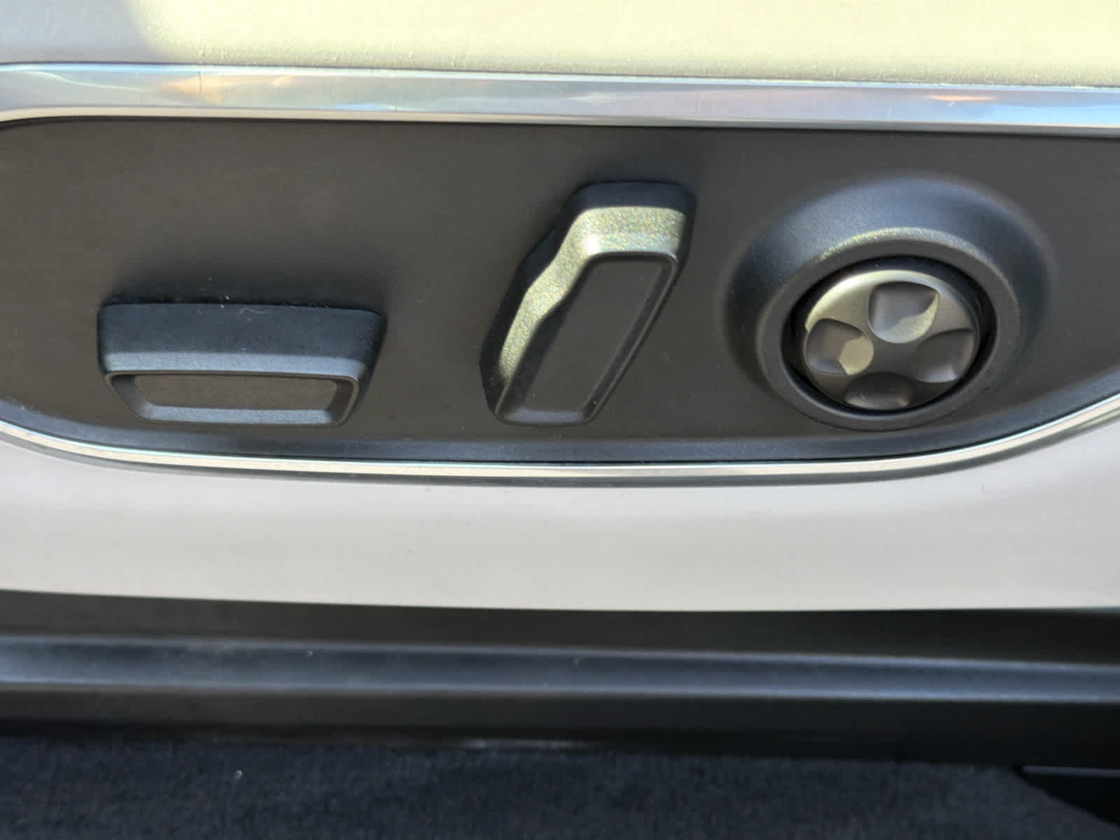 Used 2022 Jeep Wagoneer Series II AWD/4WD image 26