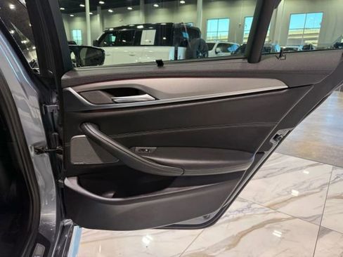 Used 2019 BMW M5 w/ Executive Package image 43