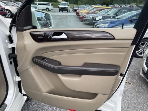 Used 2014 Mercedes-Benz ML 350 4MATIC image 30