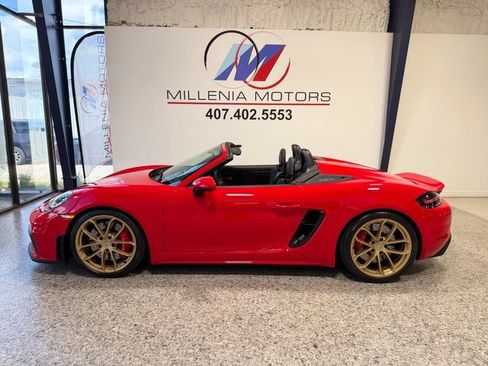 Used 2022 Porsche 718 Boxster Spyder RWD image 16