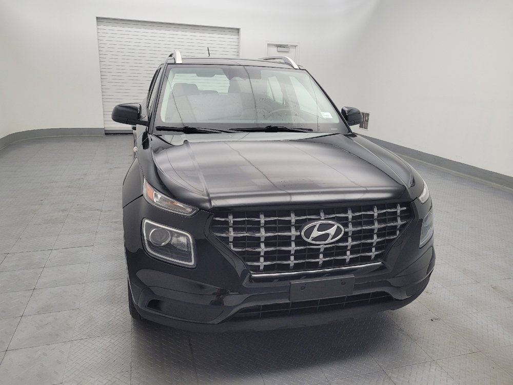 Used 2023 Hyundai Venue SEL FWD image 14