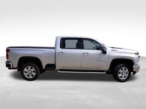 Certified 2022 Chevrolet Silverado 2500 LTZ AWD/4WD image 3