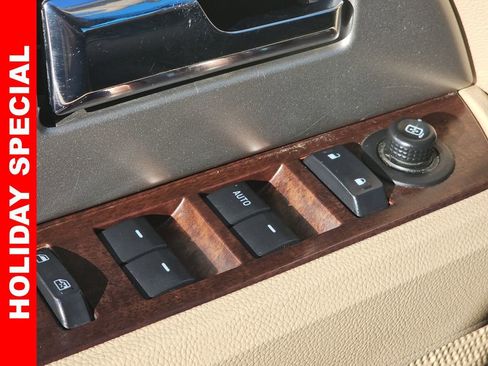 Used 2014 Ford Expedition EL XLT w/ Equipment Group 202A image 28