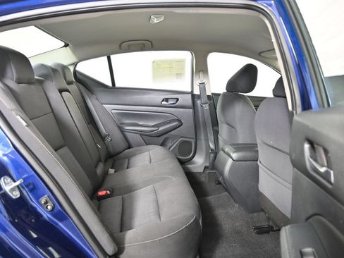 Used 2019 Nissan Altima 2.5 S FWD image 15