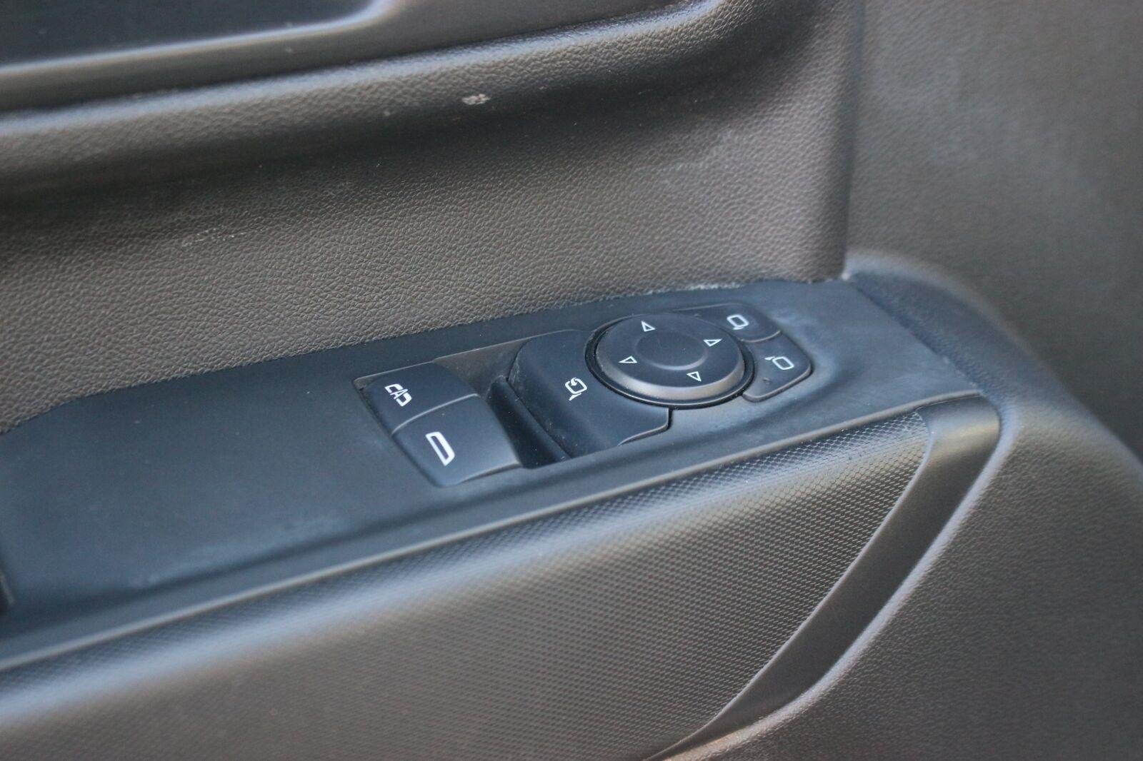 Used 2025 Chevrolet Silverado 2500 W/T w/ WT Convenience Package RWD image 15