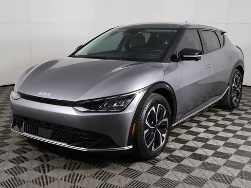 Used 2024 Kia EV6 Wind w/ Wind Technology Package image 9