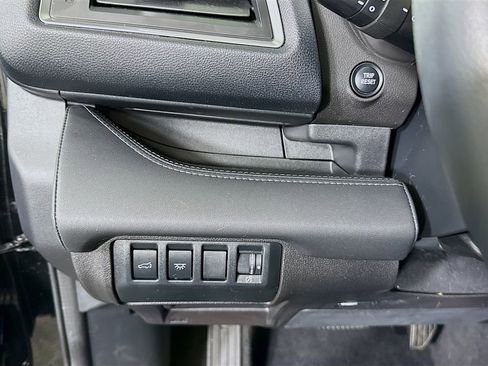 Certified 2023 Subaru Ascent Limited w/ Technology Package image 22