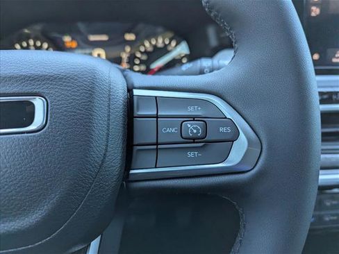 New 2026 Jeep Compass Latitude image 14