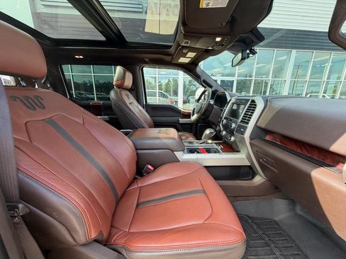 Used 2018 Ford F150 King Ranch w/ Equipment Group 601A Luxury AWD/4WD image 15