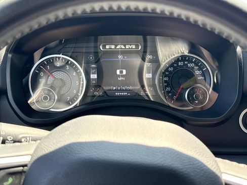 Used 2022 RAM 1500 Big Horn AWD/4WD image 25